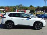 Used 2024 Nissan Rogue SV image 4