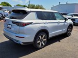New 2025 Mitsubishi Outlander SE image 4