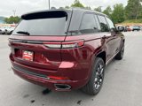 New 2025 Jeep Grand Cherokee Summit image 3