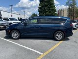 New 2025 Chrysler Pacifica Select image 4