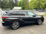 Used 2020 Toyota Highlander XLE image 4