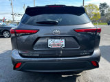 Used 2022 Toyota Highlander XLE image 6