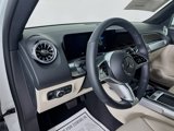 Used 2025 Mercedes-Benz GLB 250 4MATIC image 4