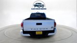 Used 2022 Toyota Tacoma TRD Off-Road image 4