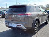 New 2025 Nissan Pathfinder Platinum image 4