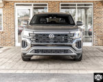 Used 2024 Volkswagen Atlas Cross Sport SE image 2