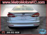 Used 2019 Ford Fusion SE image 4
