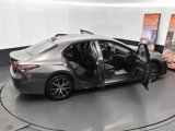 Used 2023 Toyota Camry SE image 6
