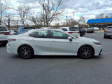 Used 2022 Toyota Camry SE image 2