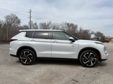New 2025 Mitsubishi Outlander SE image 4
