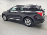 Used 2022 Ford Explorer XLT image 3