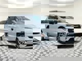 New 2025 Chrysler Pacifica Select image 2