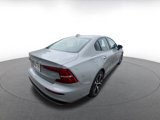 Used 2024 Volvo S60 B5 Core image 5