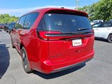 New 2026 Chrysler Pacifica Select image 4