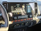 Used 2025 Nissan Frontier PRO-4X w/ Pro Premium Package image 3