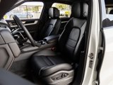 Certified 2025 Porsche Cayenne image 5