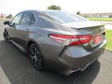 Used 2018 Toyota Camry SE image 5