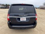 Used 2011 Chrysler Town & Country Touring-L image 3