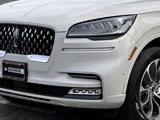 Used 2021 Lincoln Aviator Grand Touring w/ Elements Package Plus image 2