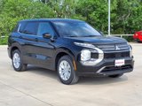 New 2025 Mitsubishi Outlander ES image 2