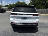 Used 2024 Jeep Grand Cherokee Limited image 4