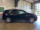 Used 2023 Chevrolet Equinox LT w/ Driver Convenience Package image 4