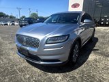 Used 2022 Lincoln Nautilus FWD w/ Premium Package image 3