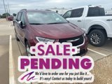 Used 2023 Chrysler Pacifica Limited w/ Uconnect Theater Family Group image 4