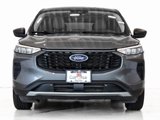 Used 2023 Ford Escape Active image 2
