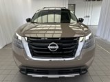 New 2025 Nissan Pathfinder Platinum image 2
