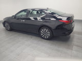 Used 2024 Nissan Altima 2.5 SV image 3