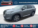 New 2025 Nissan Pathfinder Platinum image 1
