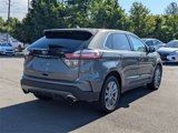 Used 2023 Ford Edge Titanium image 3