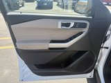 Used 2023 Ford Explorer XLT w/ Equipment Group 202A image 4
