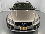 Used 2016 Volvo XC70 T5 Platinum w/ Protection Package image 2