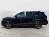 Used 2024 Volkswagen Atlas SE image 3