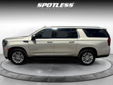 Used 2021 GMC Yukon XL SLT w/ SLT Luxury Package image 3