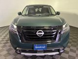 New 2025 Nissan Pathfinder Platinum w/ Black Appearance Package image 3