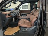 New 2025 Lincoln Navigator Reserve image 4