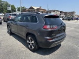 Used 2019 Jeep Cherokee Limited image 3
