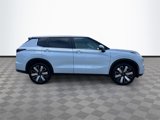 New 2025 Mitsubishi Outlander SE image 4