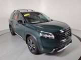 Used 2024 Nissan Pathfinder Platinum image 2