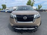 New 2025 Nissan Pathfinder Platinum image 3