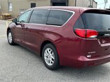 Certified 2022 Chrysler Voyager LX image 5