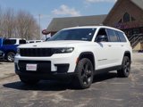 Used 2021 Jeep Grand Cherokee L Laredo image 3