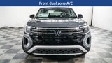 New 2025 Volkswagen Atlas Peak Edition SE image 2
