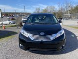 Used 2017 Toyota Sienna image 2