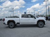 New 2025 GMC Sierra 2500 Denali Ultimate image 3