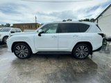 Used 2024 Lexus LX 600 4WD w/ Luxury Package image 2