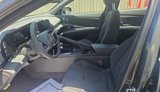 Certified 2025 Hyundai Elantra SE image 5